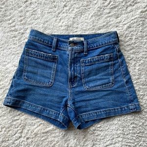 NWOT Madewell Patch Pocket Denim Shorts